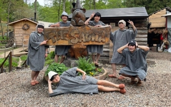 サウナ同好会の集合写真